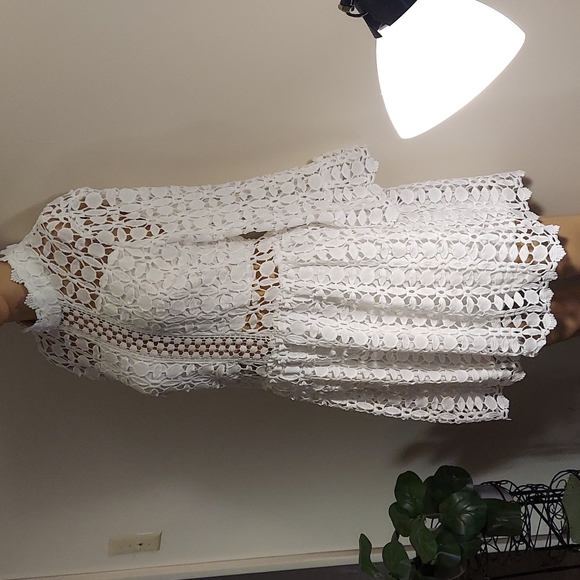 Dress - Picture 2 of 4